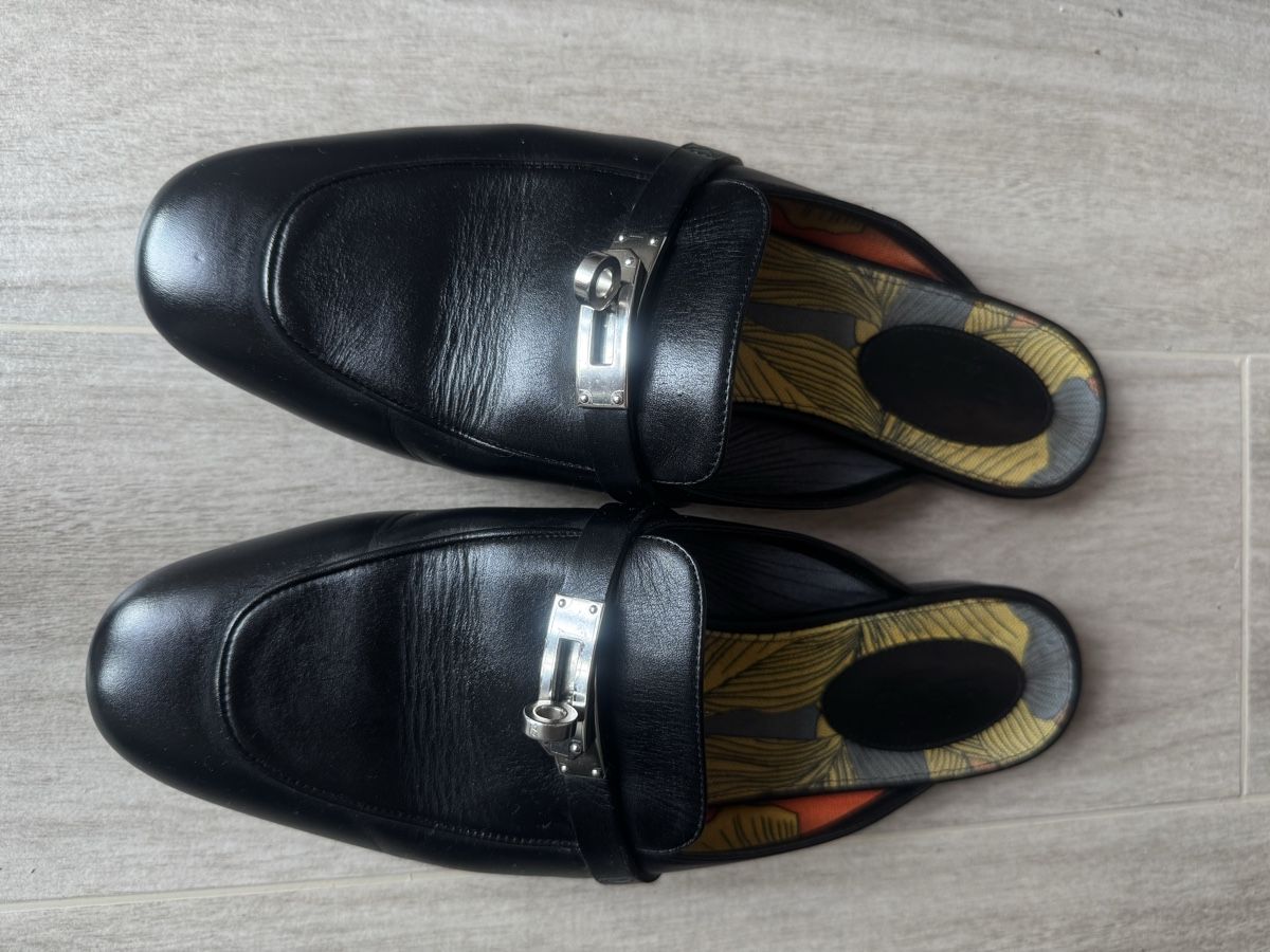 Hermès Damenschuhe: Hermes oz mules Size 40 black  – Gebraucht aus Davos Dorf von gin_8k9d