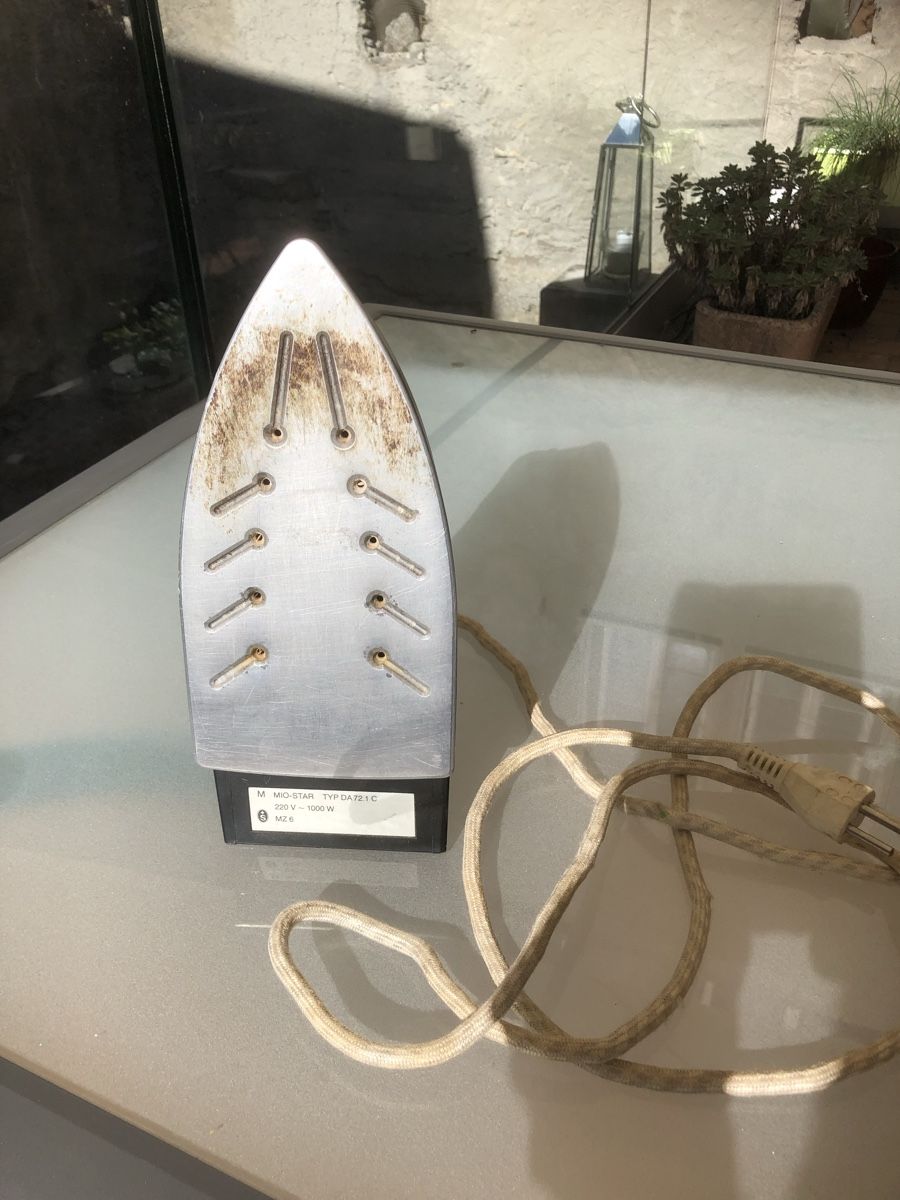 Mio Star Bügeleisen: Fer à repasser Mio-Star, modèle DA72.1C – Gebraucht aus Sierre von Erjou 1