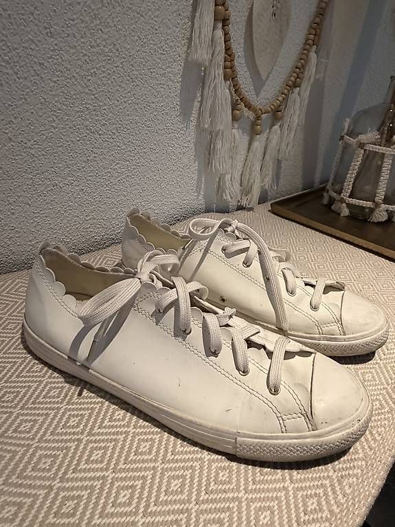 Converse Chaussures hommes: Converse All Star Scallop Gr. 43  CHF 35. VB – D'occasion à Wallisellen par bid_sbr9 1