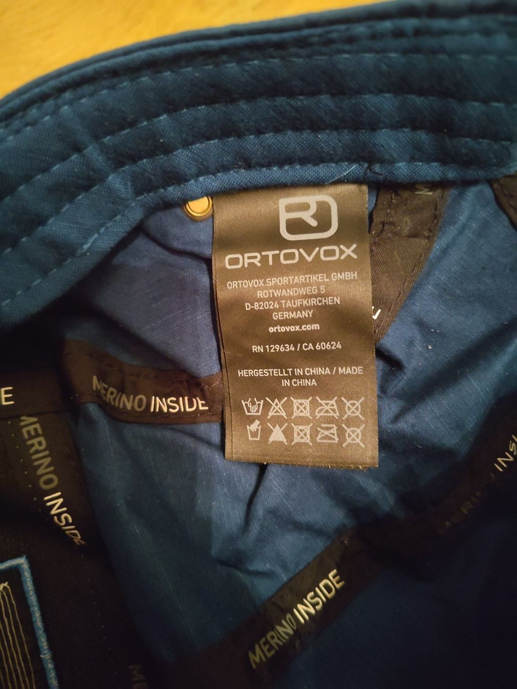 Ortovox Copricapi, berretti & cappellini: Hut / Cap – Usato da Bern venduto da Linii 4