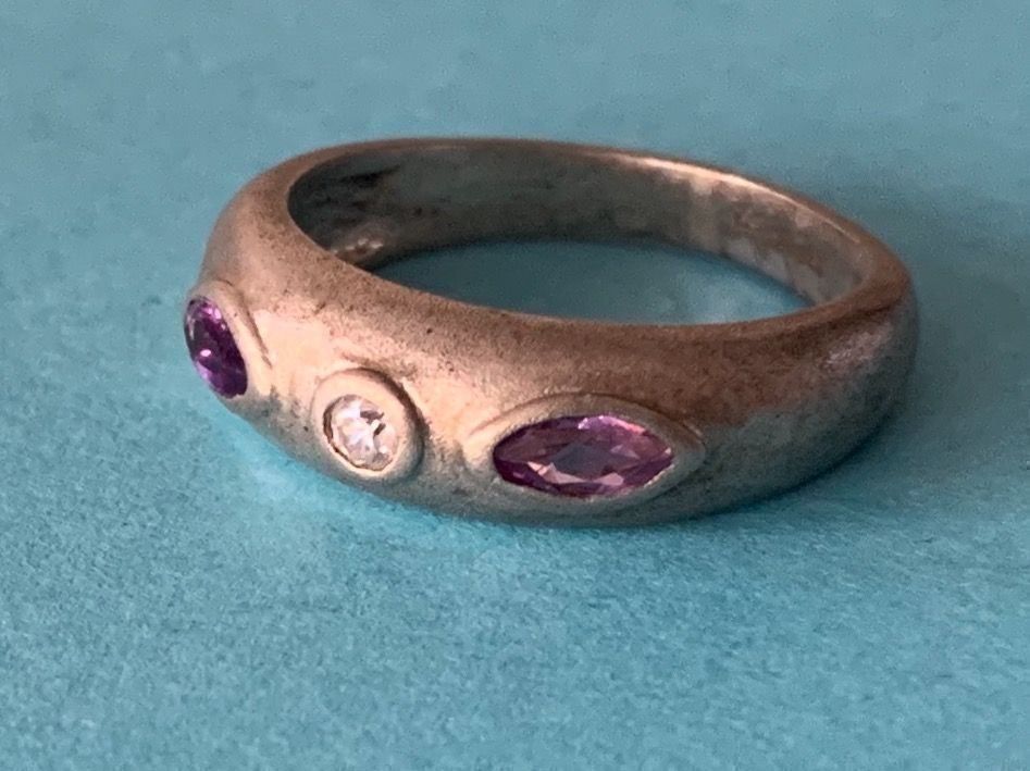 Anelli: Ring Silber violett-weiise steinchen 54 – Usato da Dittingen venduto da Bellevista