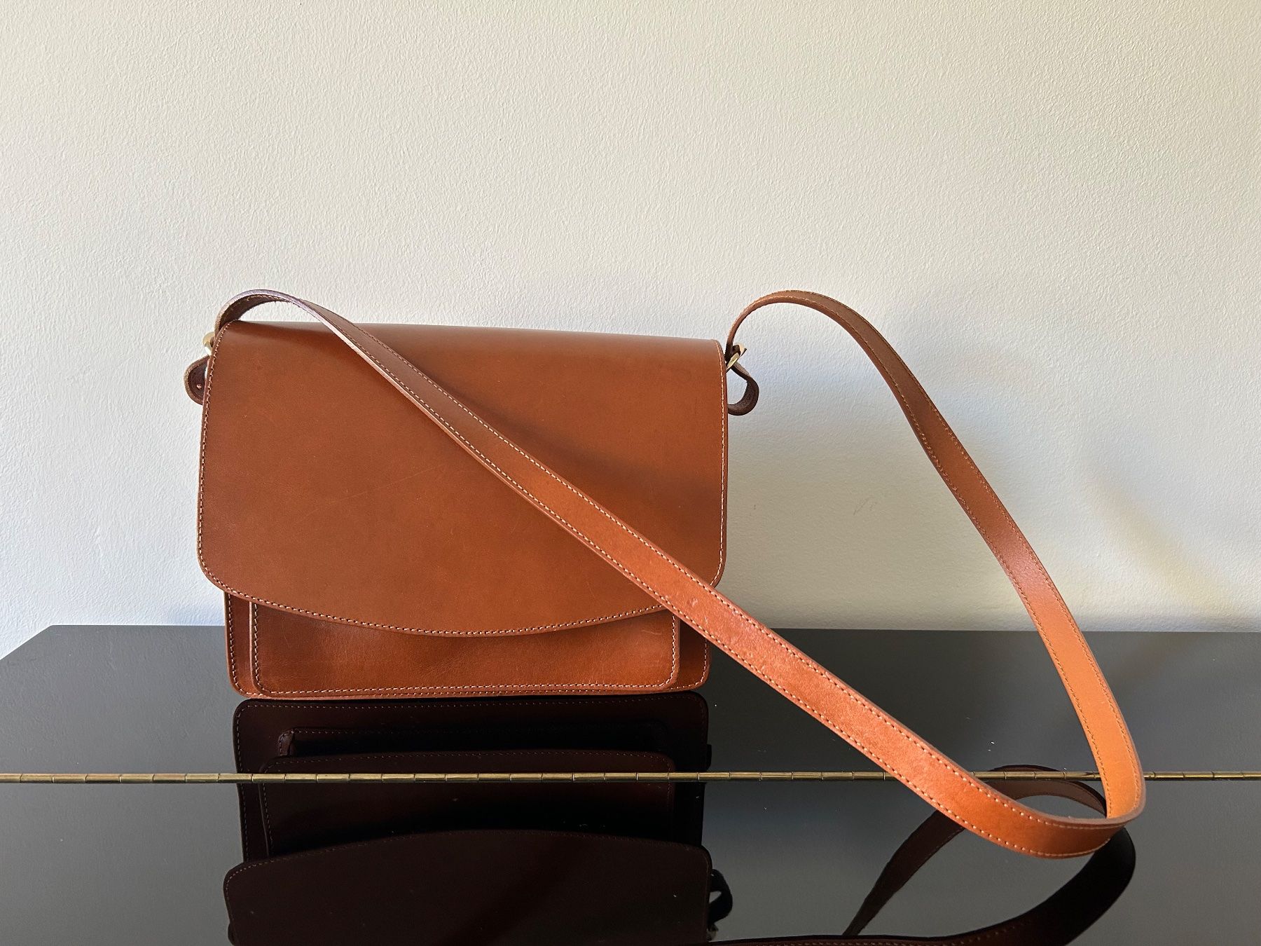 Other Stories Borse da donna: Ledertasche von & other stories – Usato da Fribourg venduto da Nemi2023 1