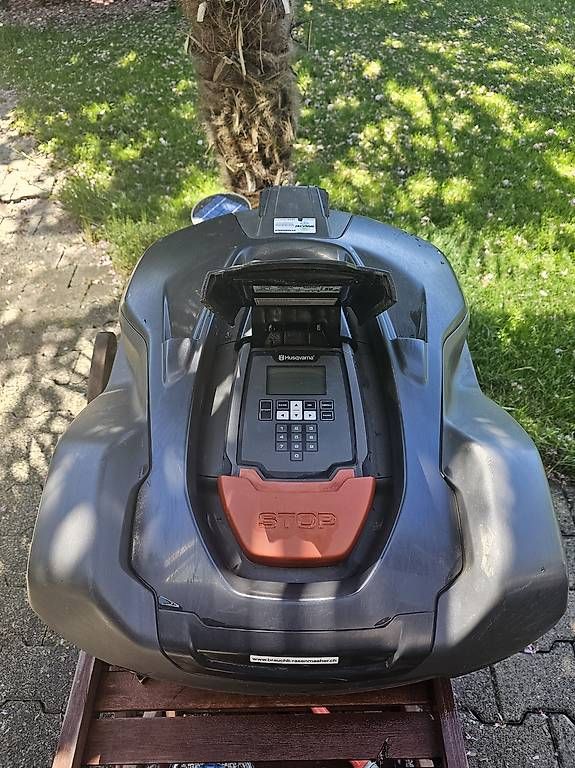 Husqvarna Tagliaerba: Husqvarna Automower 450X – Usato da stallikon venduto da thewebact 4