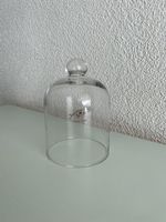 Sandra Rich Glasglocke Kuchenplatte Handarbeit