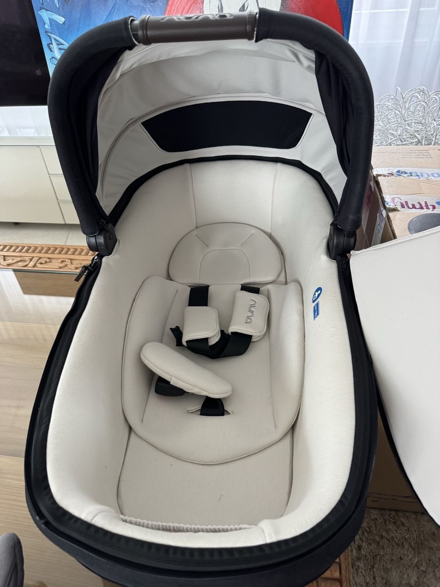Nuna Culle: Nuna Cari Next Babywanne – Usato da Altendorf venduto da joc_yy6d 2