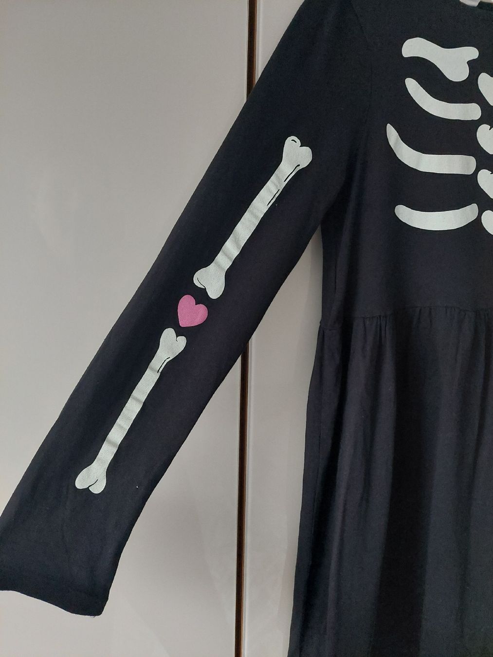 H&M Kleider & Röcke: H&M Kleid Halloween Mädchen Gr. 134/140 – Gebraucht aus Flims Dorf von Truemorish 2