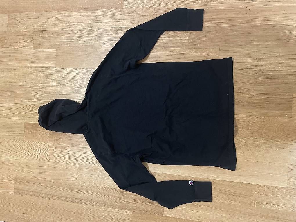 Pulls & Sweat-shirts: Champion Pullover (dünn) – D'occasion à Luzern par 99v_5cmr 3