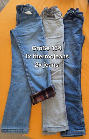 3 Jeans Hosen Set Grösse 134 Thermojeans kinder