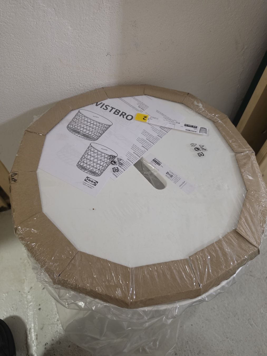 Altro per stoccaggio & trasporto: Ikea VISTBRO White Coffee/Side Table - New in Package! – Nuovo e nell'imballaggio originale da Zürich venduto da M.Far 1