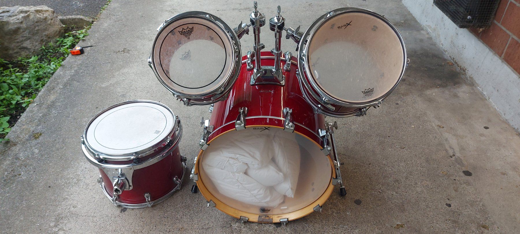 Strumenti musicali: Basix Schlagzeug kessel ; 20",10",12",14" – Usato da Glattbrugg venduto da Swissmusik 2
