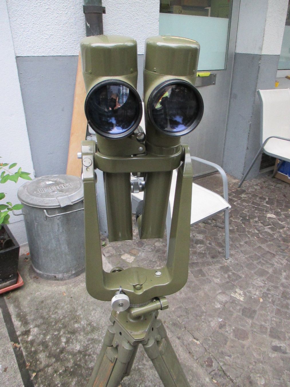 Schweizer Armee Feldstecher: Kern Grabenfernrohr 12x72 mit Stativ. – Gebraucht aus zürich von Haluk1 2