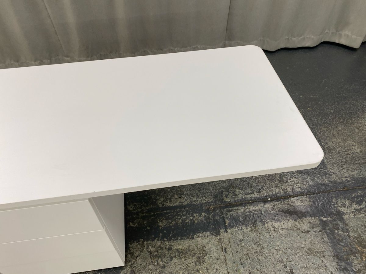 Bureaux: Schreibtisch  – D'occasion à Hägglingen par Karin0802 7