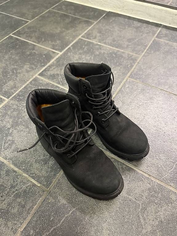 Chaussures hommes: Timberlands schuhe – D'occasion à Urdorf par Leilafuchs