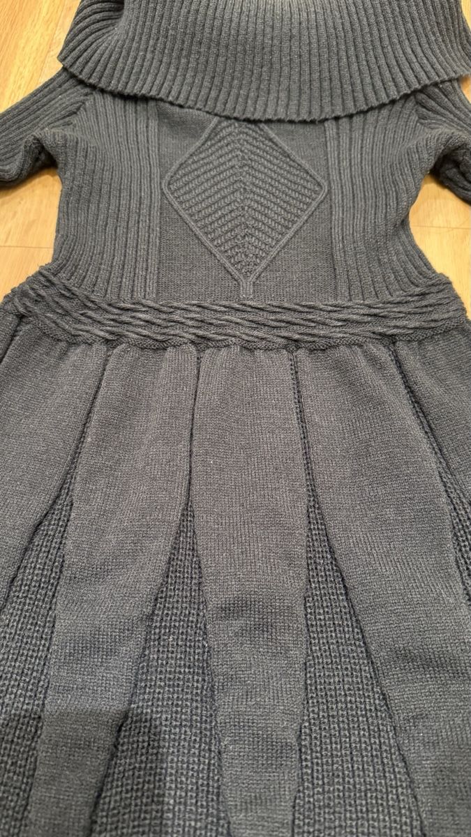 Kleider: Kleid gross S – Gebraucht aus Wallisellen von S_lb 2