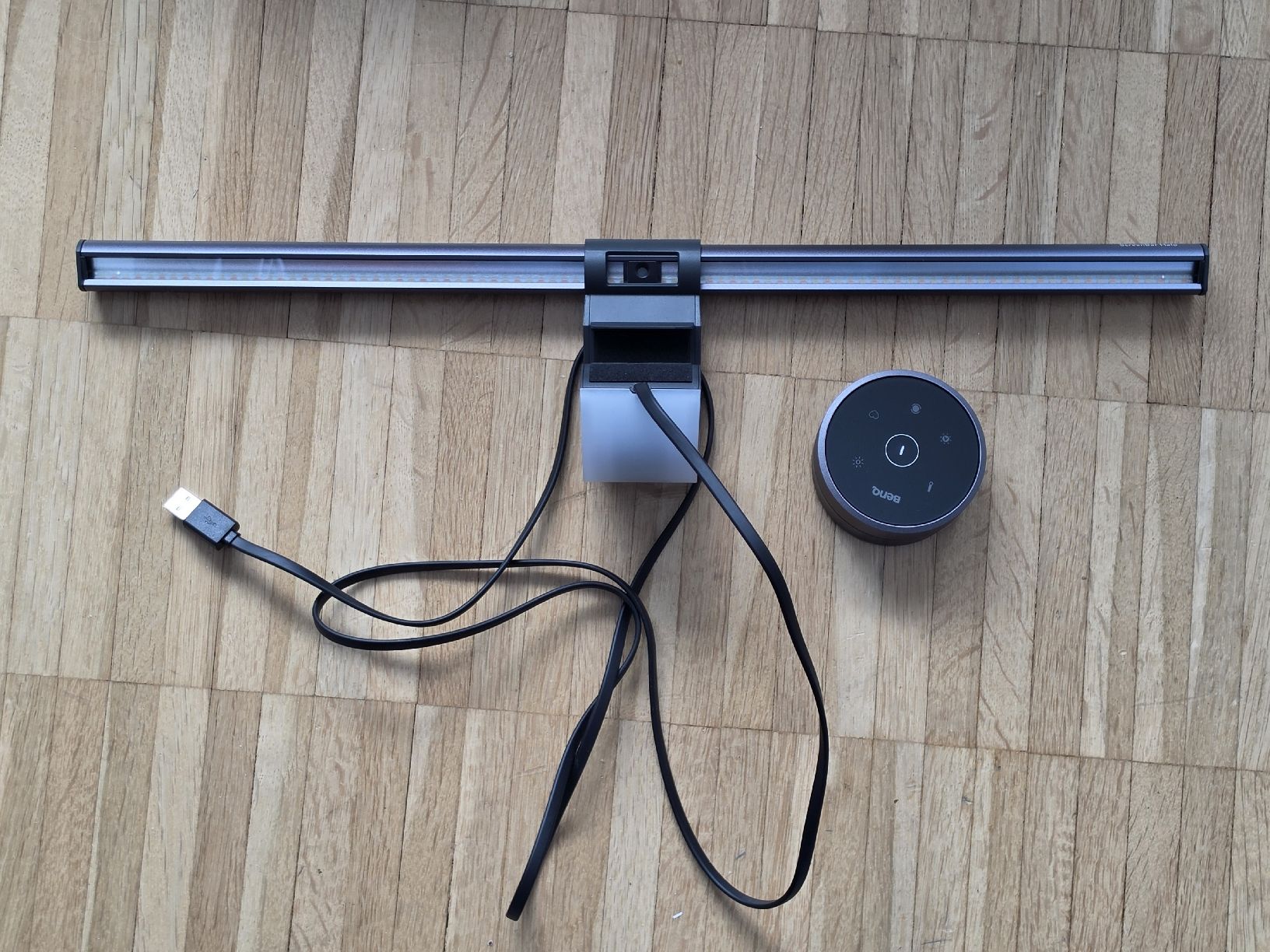 BenQ Lampade: BenQ ScreenBar Halo Bildschirmleuchte – Usato da Aesch BL venduto da immon