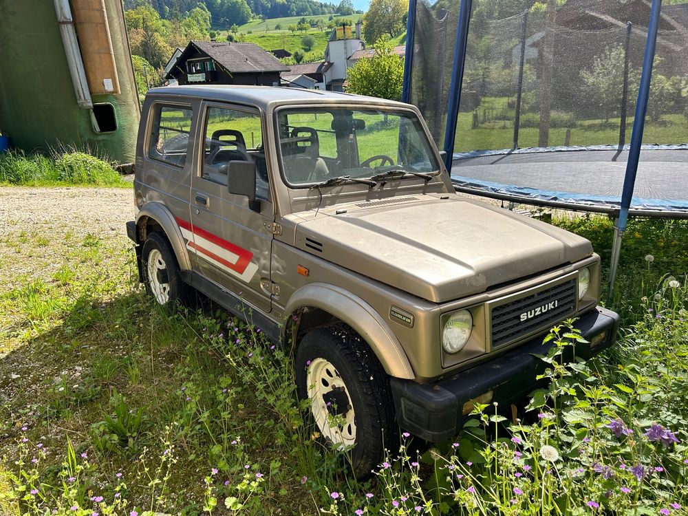 Suzuki Samurai