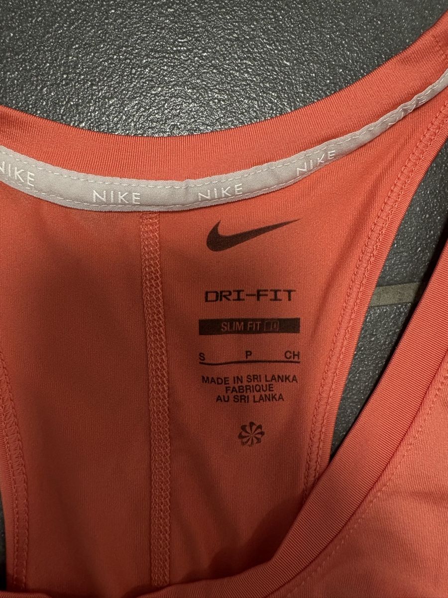 Nike Top: Nike Dri-Fit Tank Top S – Usato da Rümlang venduto da svent 3