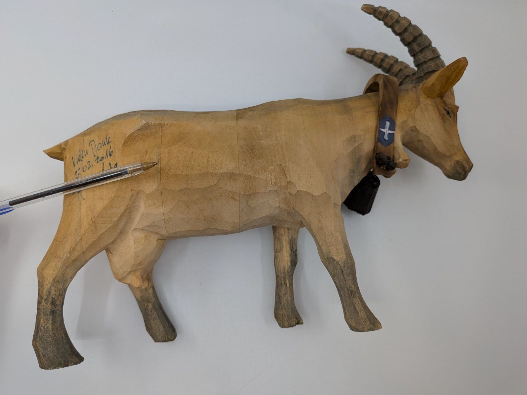 Skulpturen & Statuen: Holzfigur Steinbock oder Ziege – Gebraucht aus Emmen von magelan 6