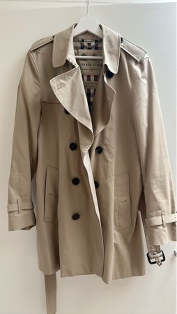 Wunderschöner Herren Burberry Trenchcoat beig