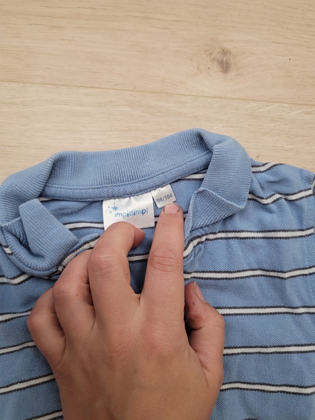 Hemden, T-Shirts & Polos: t-shirt Gr. 98/104 – Gebraucht aus Lupsingen von sta_wgg5 2