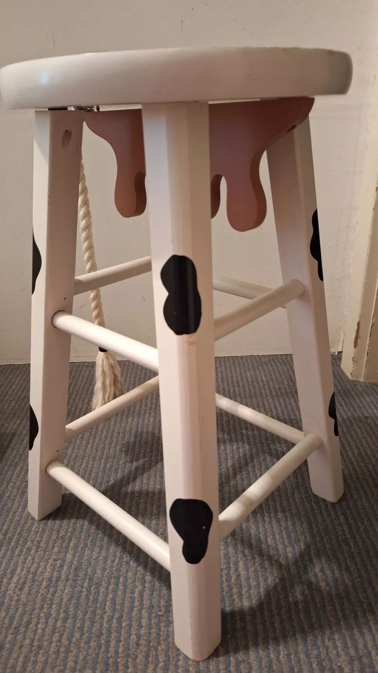 Sgabelli: Spezieller Hocker , Kuhhocker – Usato da Arlesheim venduto da shopradl 1