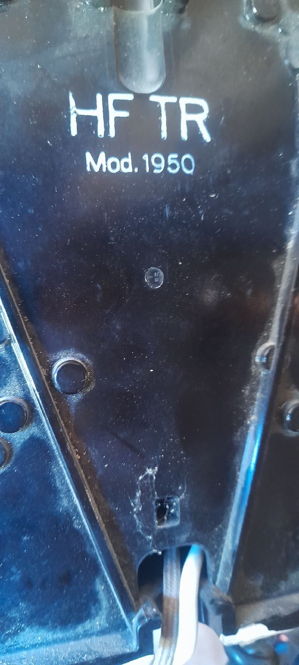 Swisscom Telefone: antikes Wandtelefon – Gebraucht aus Nesslau von Pina 2