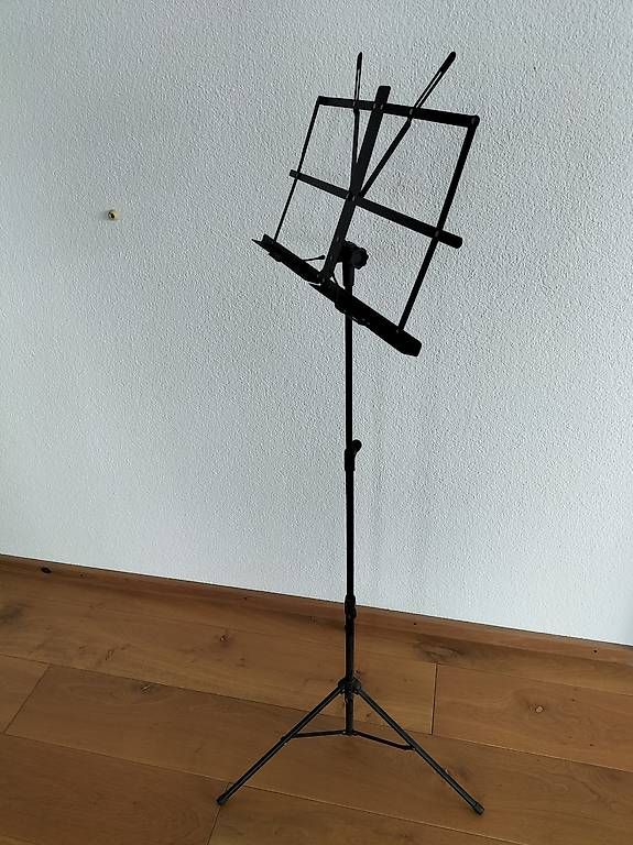 Supporti per strumenti musicali & leggii: Notenständer – Usato da Schwyz venduto da rap_z7ny 1