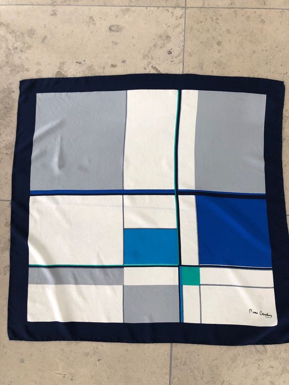 Foulard De Poche Vintage Pierre Cardin – Ancien Mouchoir Français, Occasion – Élégant Et Rétro