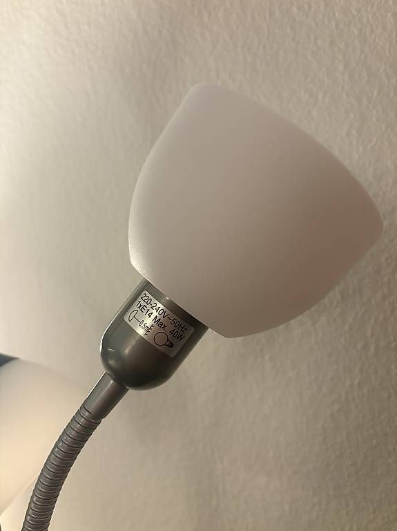 Lampade: 2 Stehlampen mit Leselampe - schwarz & grau – Usato da Unterägeri venduto da mel_76mx 3