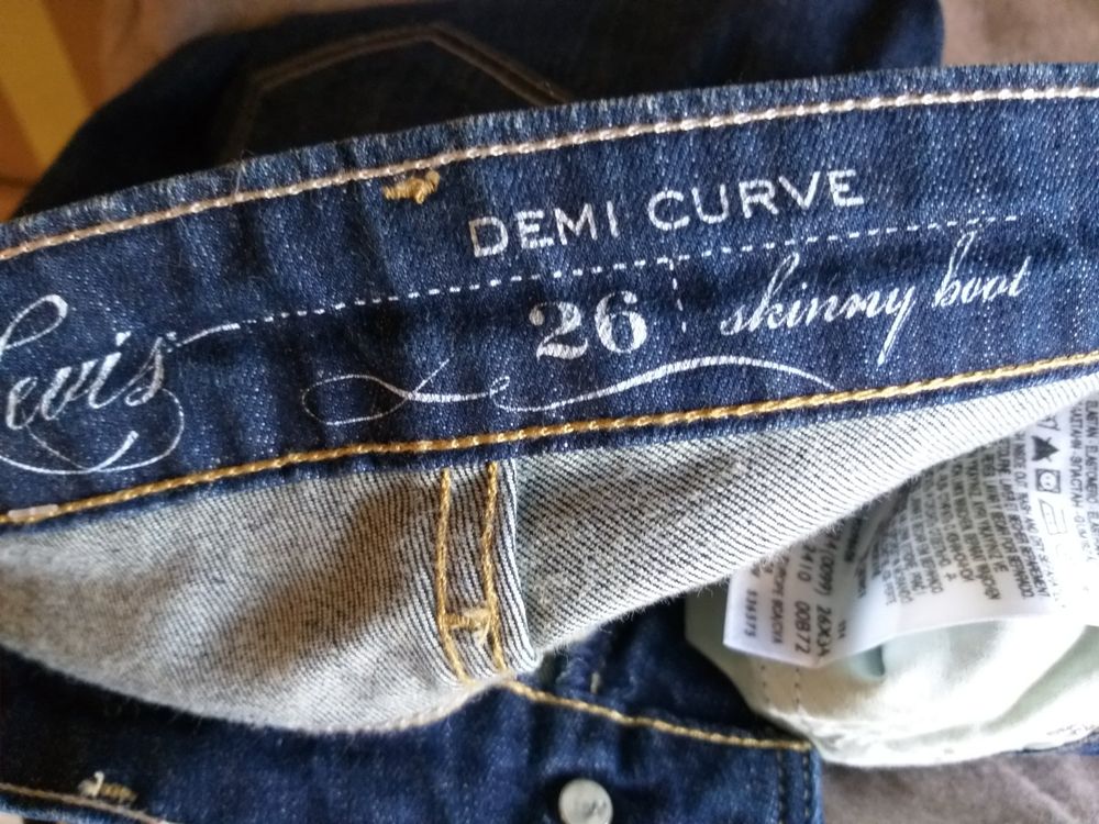 LEVIS Jeans DEMI CURVE SKINNY BOOT taille / Grosse 26 10