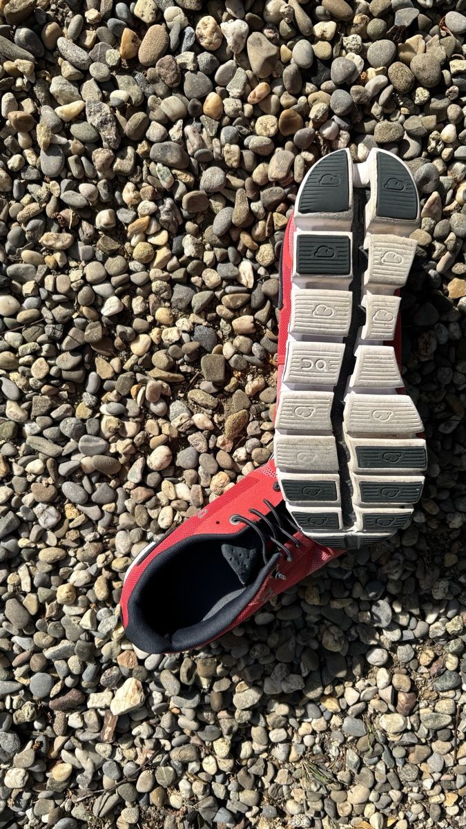 On Scarpe da donna: On Cloud Damen Laufschuhe – Usato da Balsthal venduto da wasserente