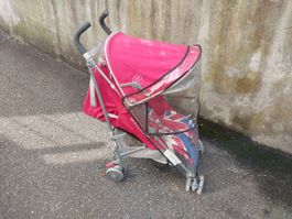 Maclaren Buggy/Reisebuggy mit Regenschutz!
