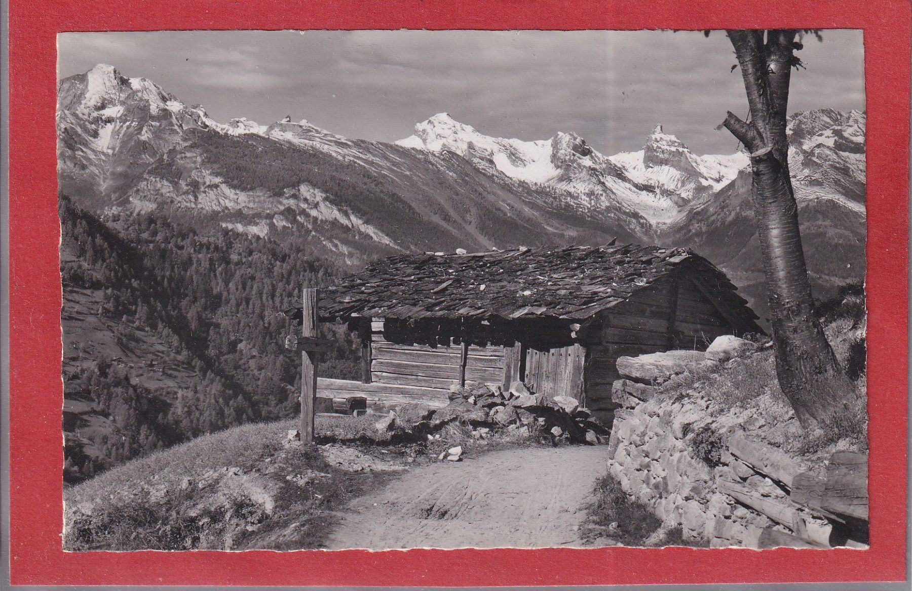 Cartoline postali: Isérables - sur Riddes - 1945 – Usato da Orvin venduto da Pyaeschli
