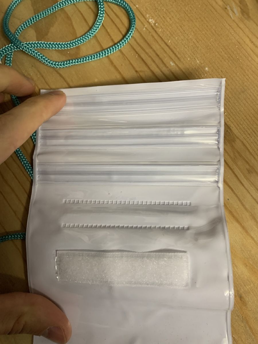 Borse: Handy Tasche für Wasser – Usato da Wiggen venduto da Antoniotto 1