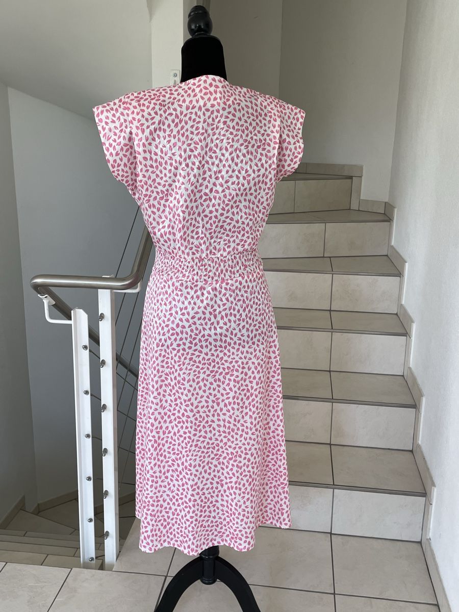 Kleider: Summer Klein gr. 36 – Gebraucht aus Richterswil von Prangins9 3