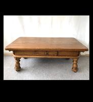 vintage Wohnzimmertisch massiv Holz mit 1 Schublade L 7184  