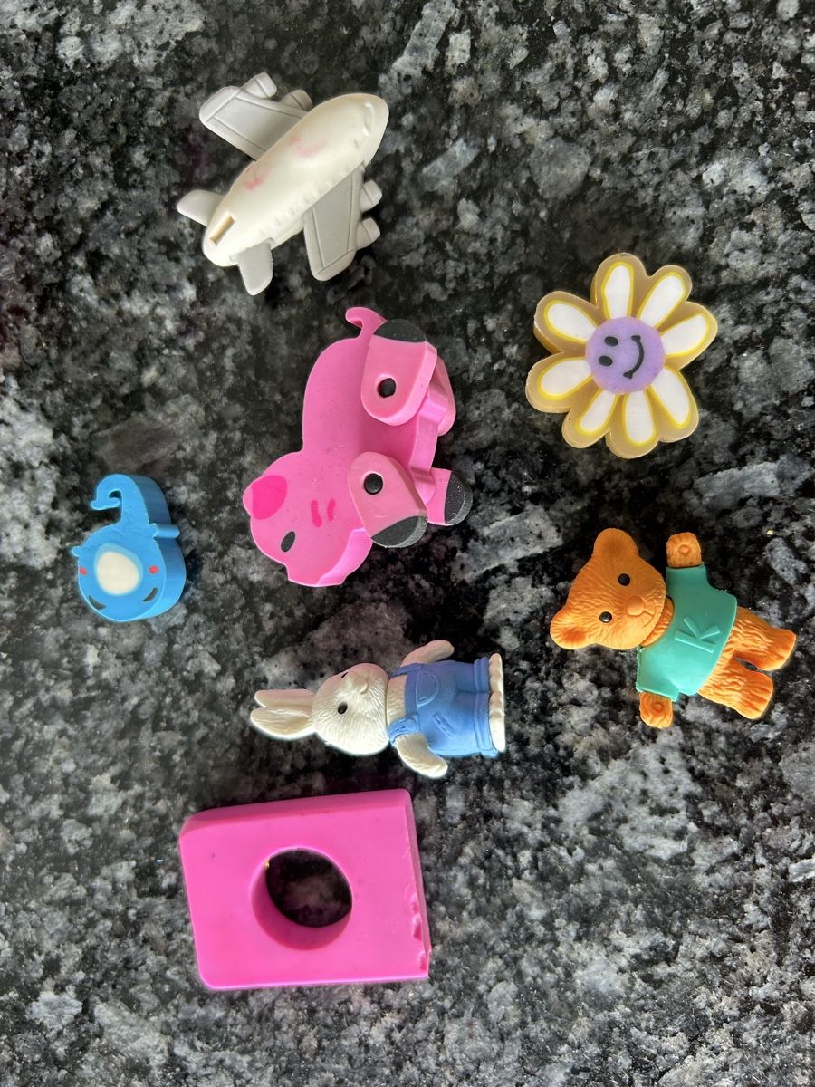 Spielzeuge: Erasers – Gebraucht aus Zürich von Sophie0569