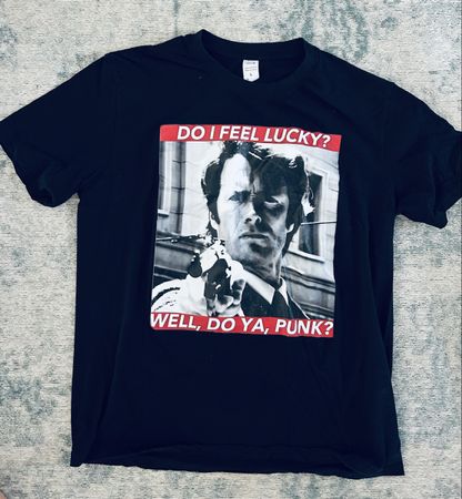 Schwarz T-Shirt "Do I feel lucky" Film Motiv Grösse L