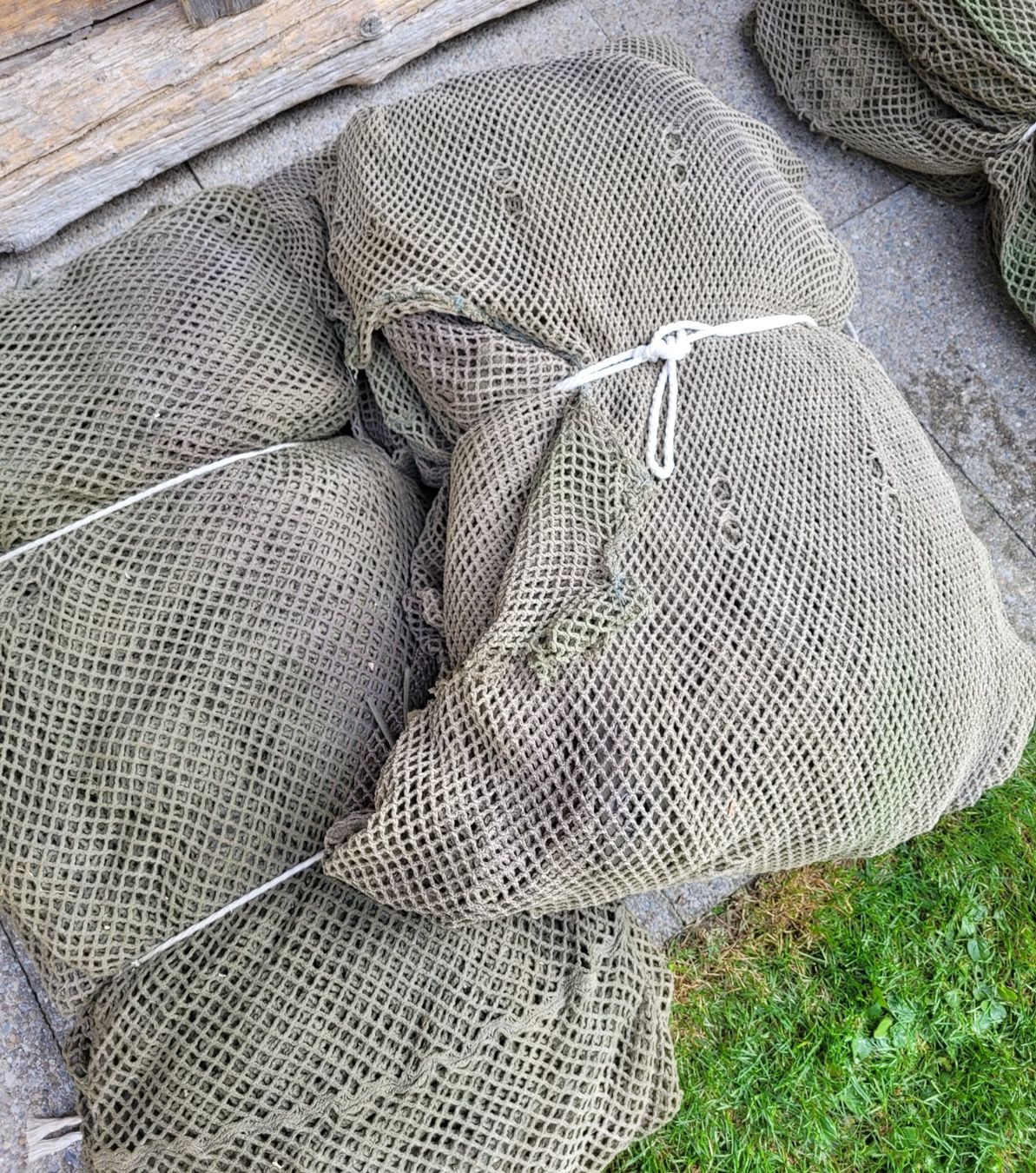 Tutti i ricambio: Tarnnetze CH-Armee – Difettoso da Langwies venduto da Hafli62 4
