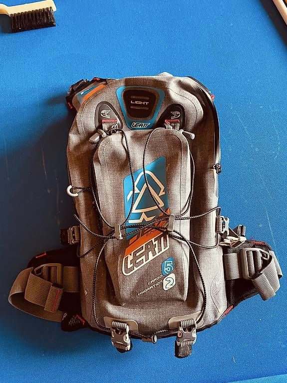Sacs à dos: Leatt Hydr8 Trinkrucksack  – D'occasion à Mittelhäusern par timmermann13 1
