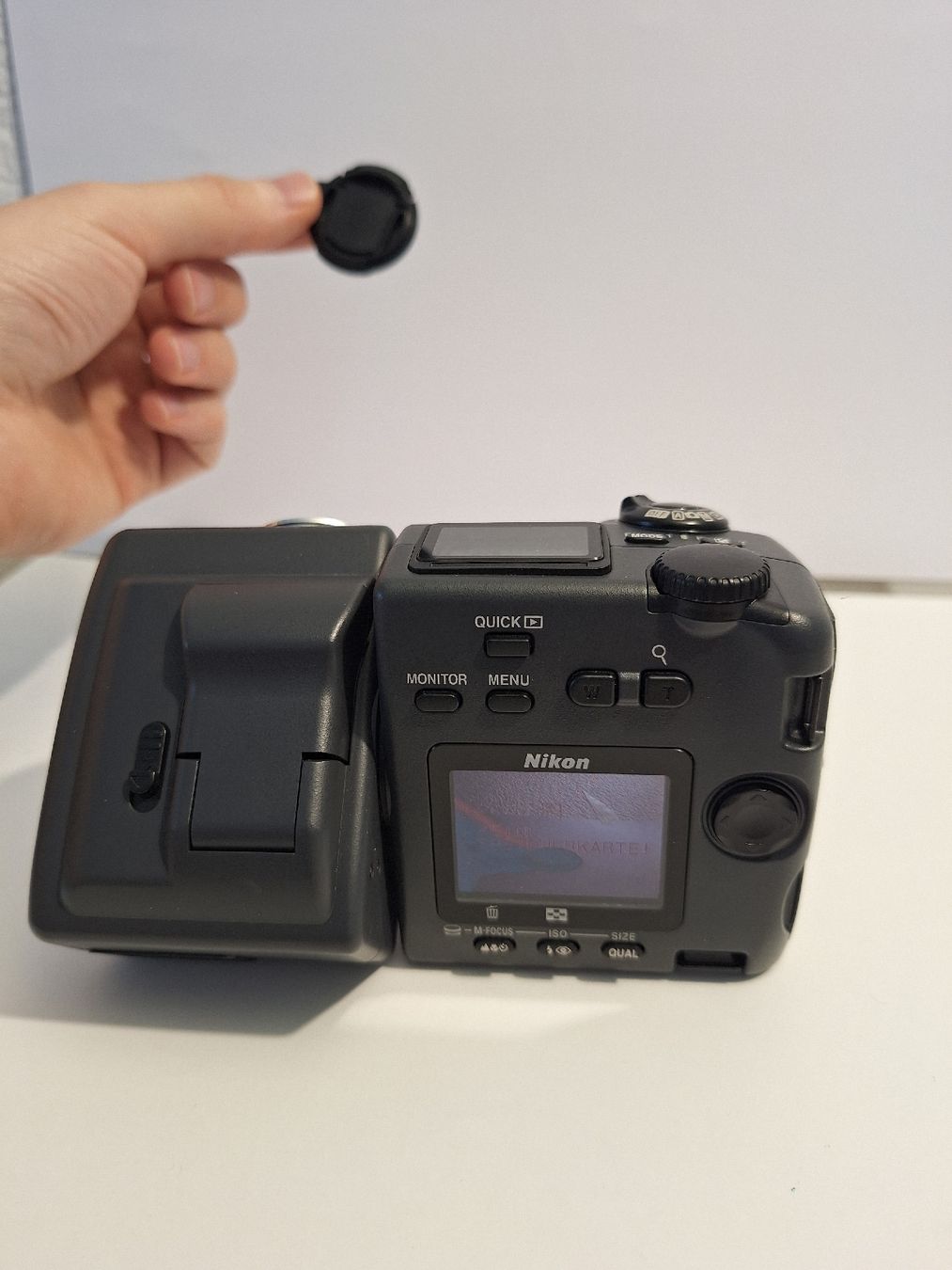 Coolpix Kamera: Nikon Coolpix 995 3.2MP Black Tested – Gebraucht aus Pfäffikon SZ von TobyPeterson 3