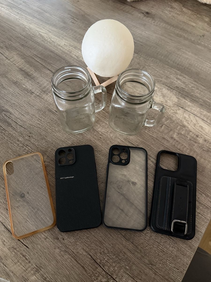 Handys / Smartphones: Vide grenier  – Gebraucht aus Nyon von vla_r5m7