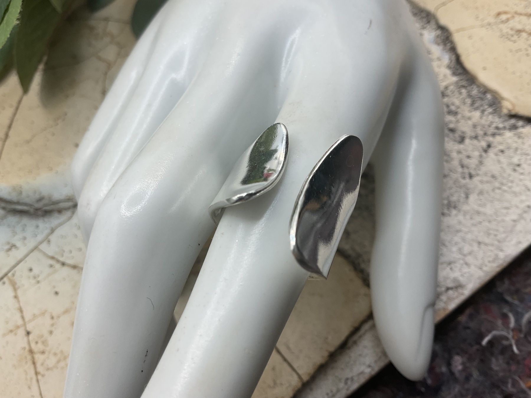Anelli: Silberring, raffiniertes Design, verstellbar – Nuovo (secondo la descrizione) da luzern venduto da Alpendorf1 1