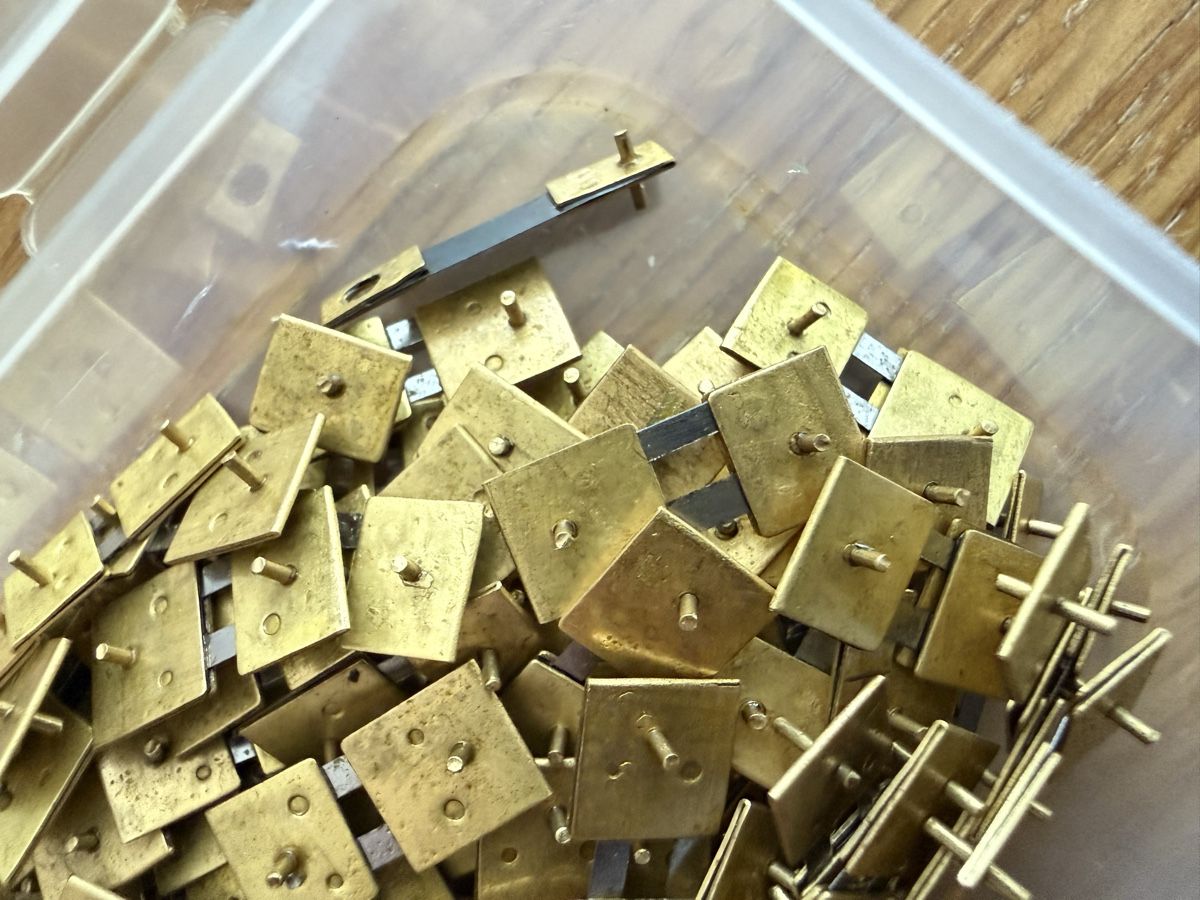 Stand- & Wanduhren: Uhrenteile Standuhr Pendelfeder – Gebraucht aus Goldach von Messerguru 2