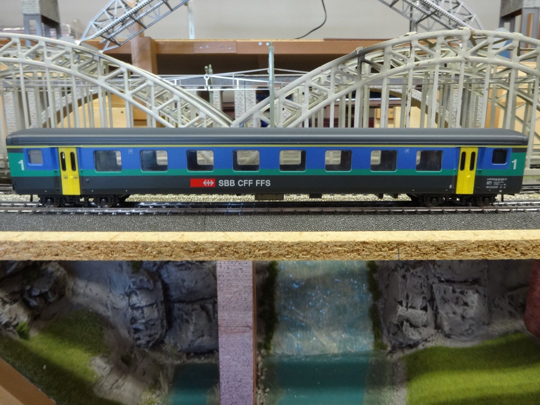Roco Modelleisenbahnen: 5-teiliger SBB Interregio Zug von Roco – Neu (gemäss Beschreibung) aus Hinwil von chris_badminton 6