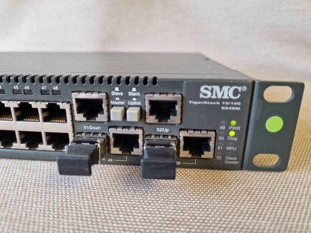 48-Port Gigabit Switch SMC6248M + 2× Mini LC-LC Adapter (Gebraucht) in ...