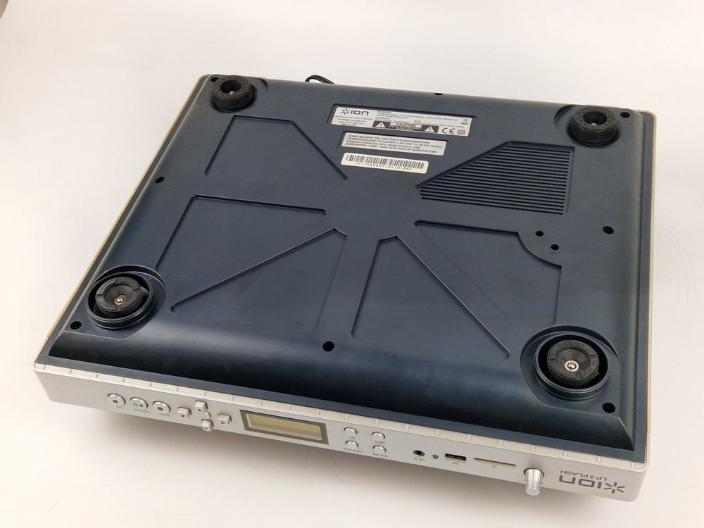 Giradischi: ION LP 2 FLASH Turntable – USB / SD Digitizer - Record – Difettoso da Zürich venduto da TrainLine 9