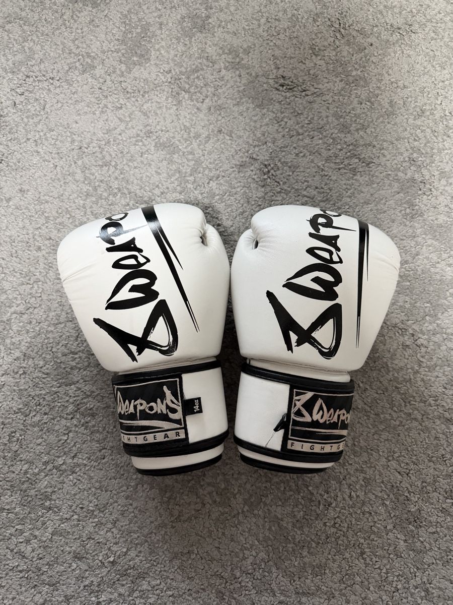 Guanti & manicotti: 8Weapons Boxhandschuhe 14 oz Weiss – Usato da Weinfelden venduto da nin_rm78 1