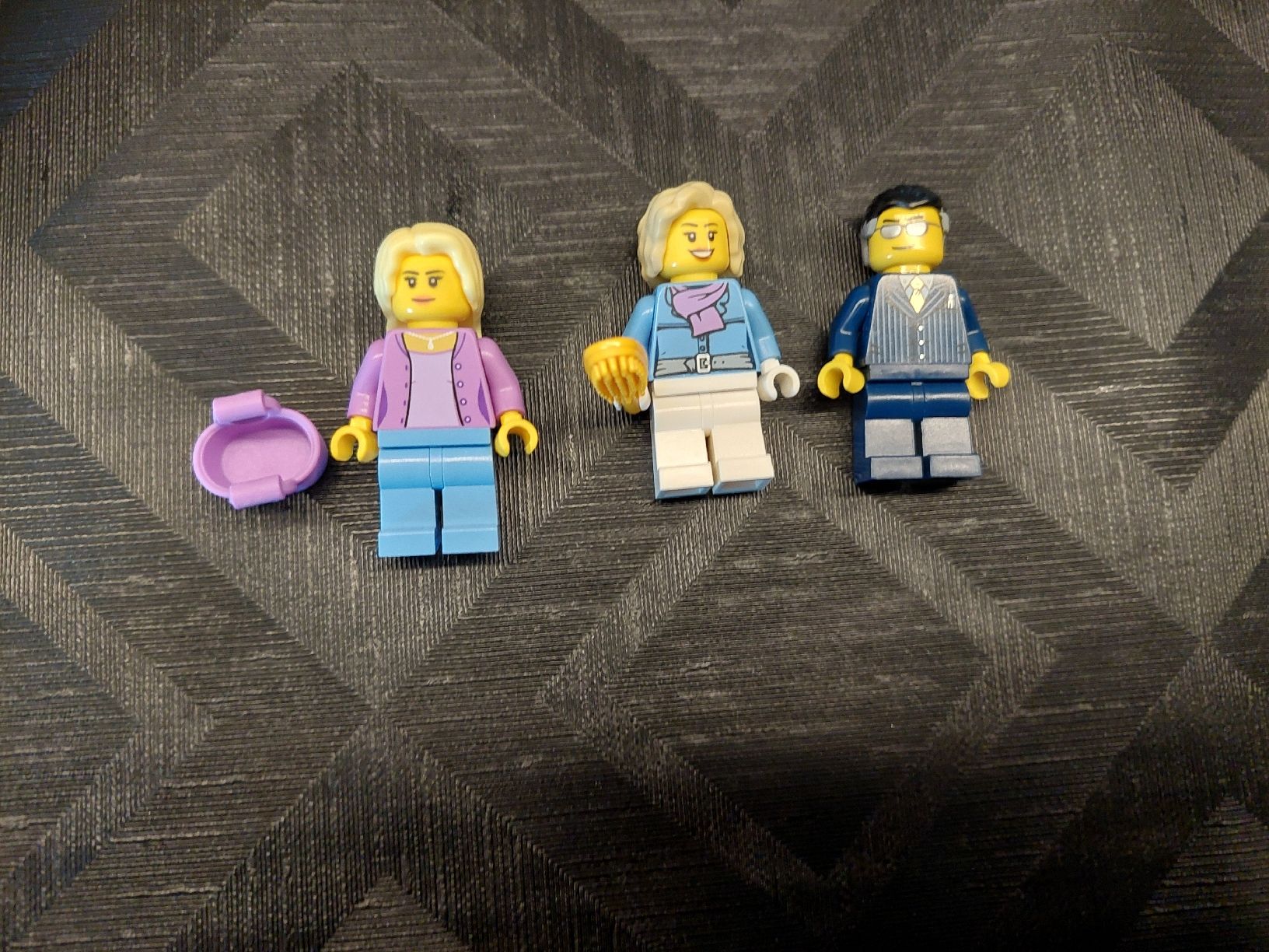 Lego Statuette: 3 Lego Figuren  – Usato da Zetzwil venduto da sti_x9xf