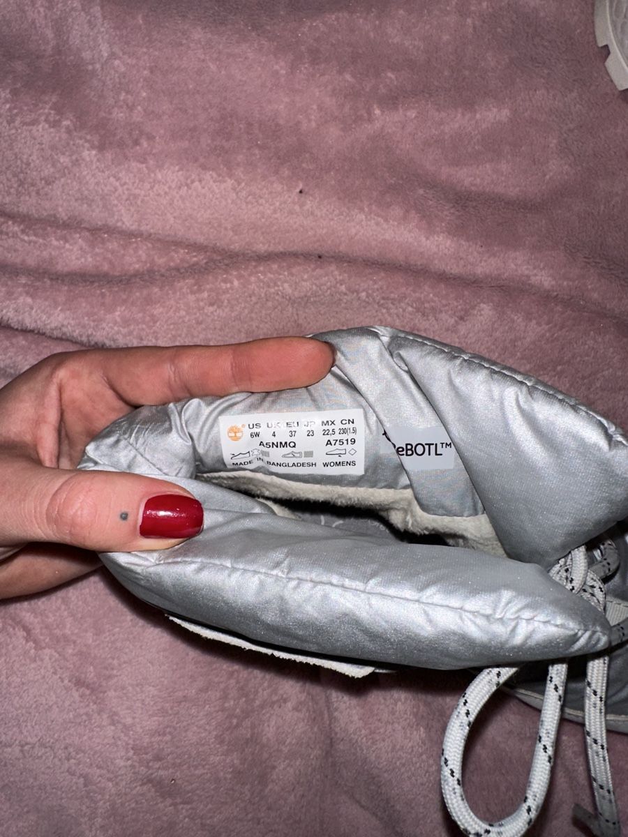 Timberland Scarpe da donna: Timberland Puffer Winter Boots. Size 37. Great Condition! – Usato da Dübendorf venduto da Roslabones 3
